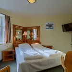 Hotell Ebsens 3*